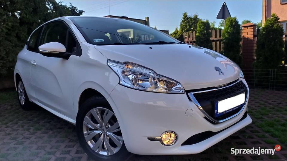 Peugeot 208 Benzyna 10 2013 Bezwypadkowy oszczę nieuszkodzony Toruń