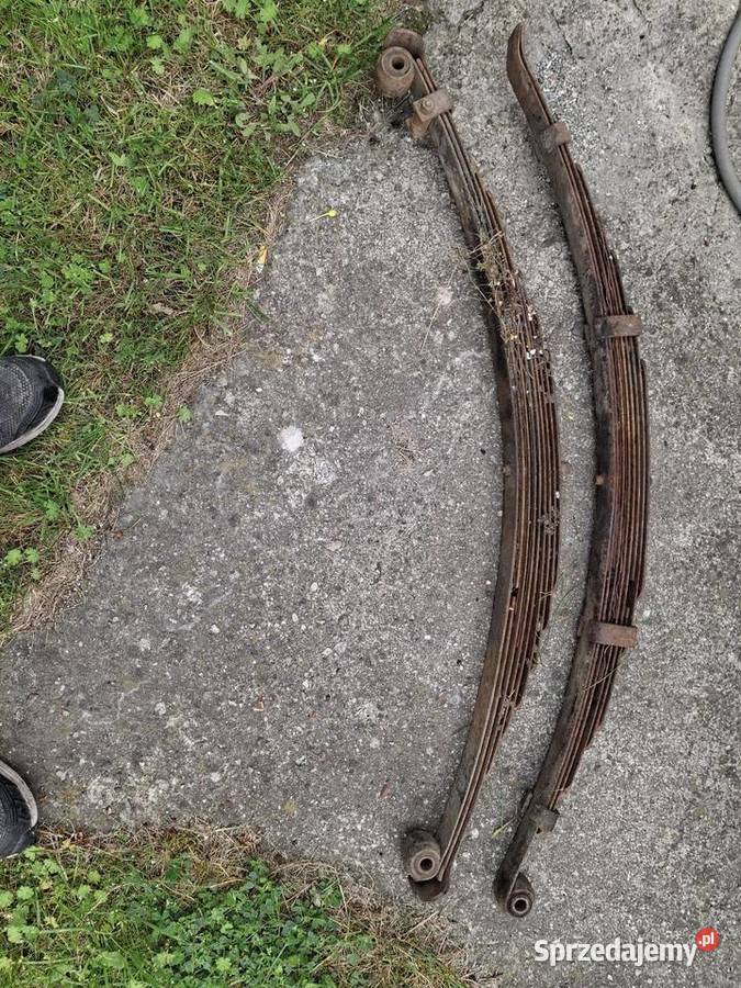 Syrena resor piasty pompa wody uszczelka głowicy Wilczyn