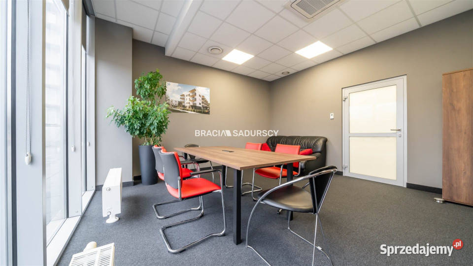 wynajmu lokalu 6551m2 Kraków