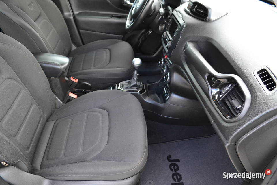 Jeep Renegade 16 EtorQ Night Eagle Ropa