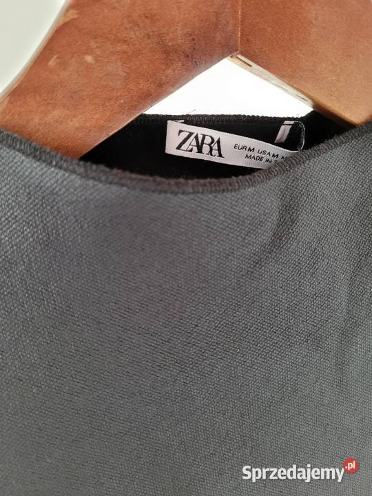 Czarna sukienka z dzianiny stretch z wiskozą czarny Liszki