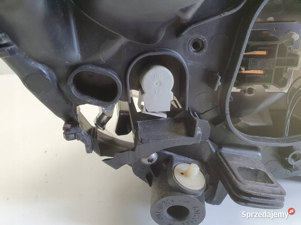 LAMPA LEWA Volvo S60 II V60 1013r PRZEDNIA lewy