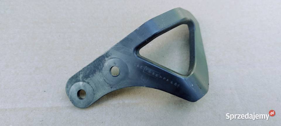 Suzuki Intruder 125 plastik uchwyt