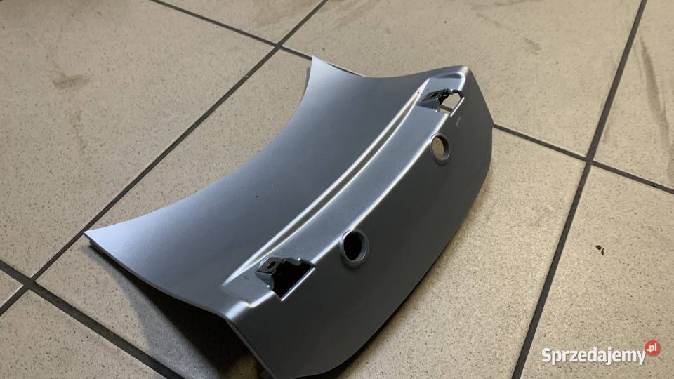 Plastik owiewka siedzenia pod oparcie Piaggio X8 Jawiszowice