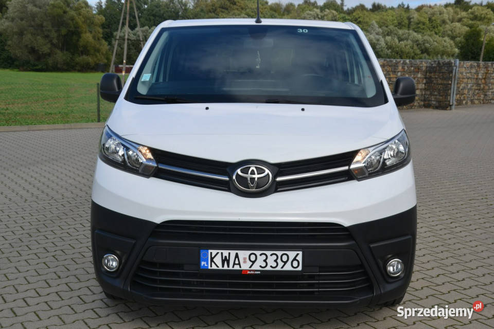 Toyota ProAce 15 diesel 120 klimatyzacja nawiewy