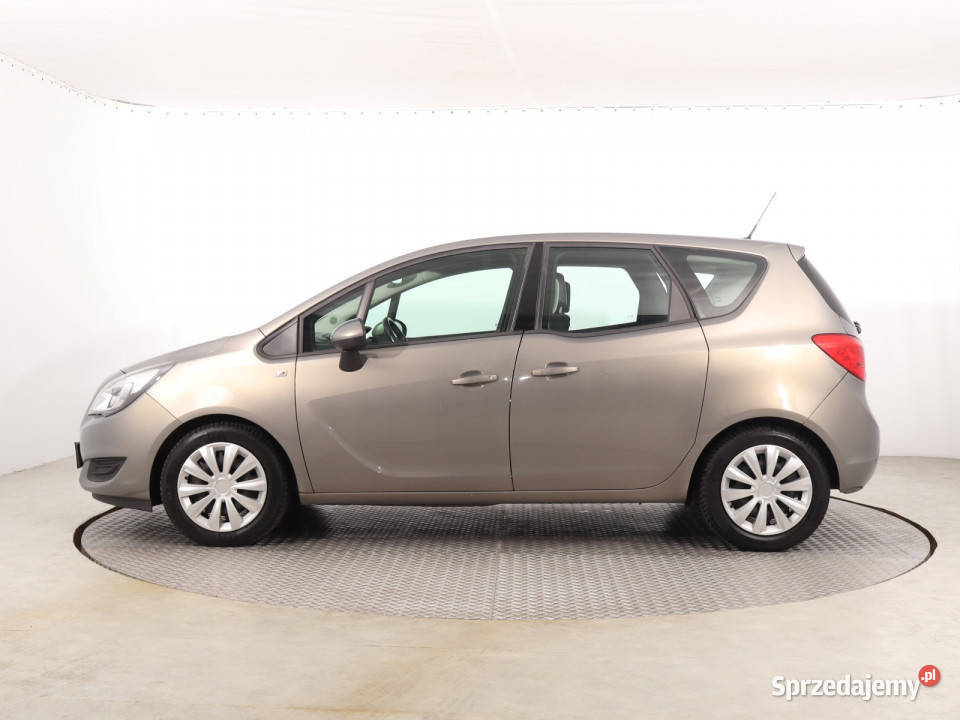 Opel Meriva 14 Turbo wielofunkcyjna kierownica