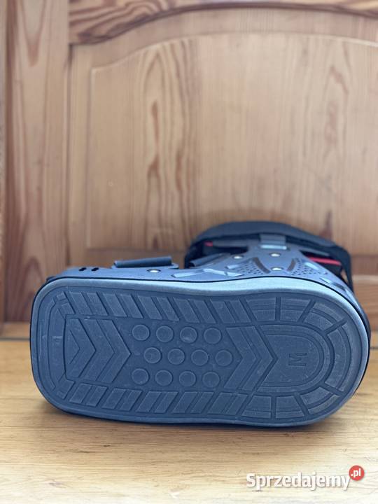 Orteza Air Walker niska i kule ortopedyczne