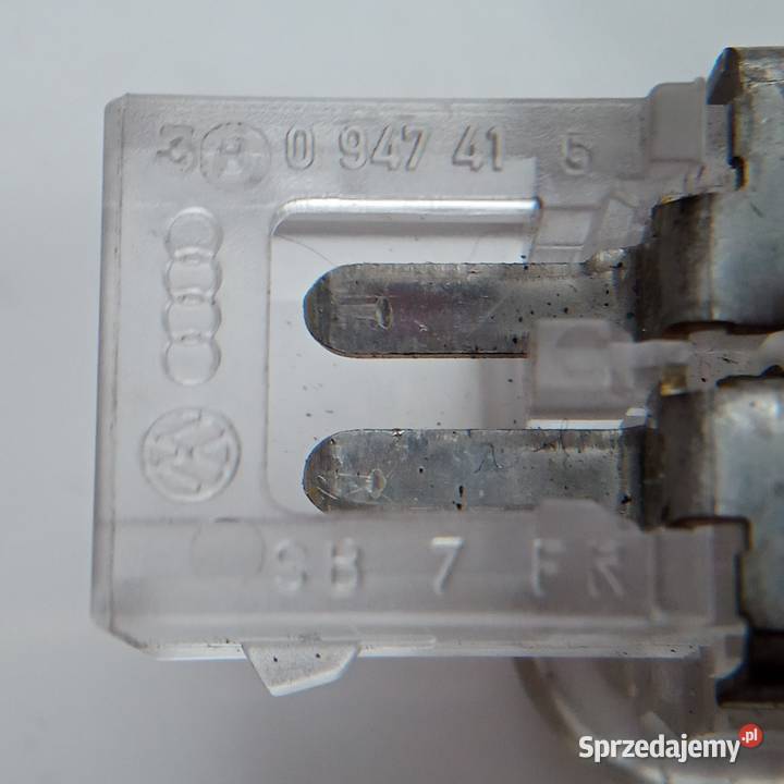 VW Passat B5 Lampka oświetlenia boczka drzwi Dębica sprzedam