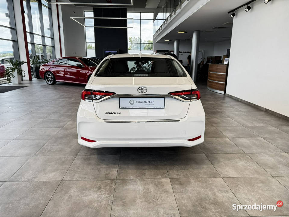 Toyota Corolla Comfort 15VVTI 125 automat 2022 r Myślenice sprzedam
