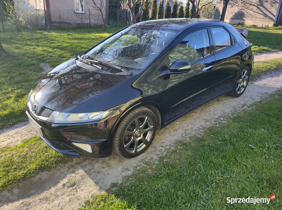 Honda Civic 8 UFO 2010r 18 140 benzynaLPG wersja sprzedam