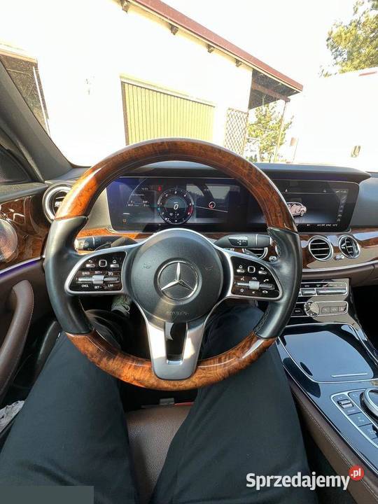 MercedesBenz Klasa E 30 diesel 286 2019r 1 Ląd
