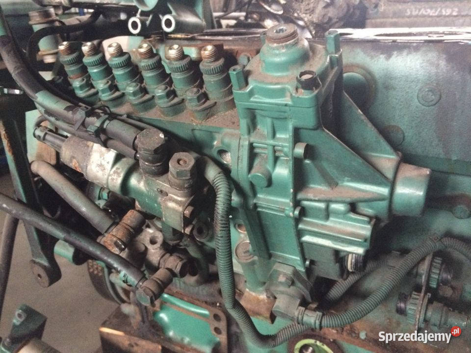 Pompa Wtryskowa BOSCH 0402796042 VOLVO FM7 290 Maszewo sprzedam