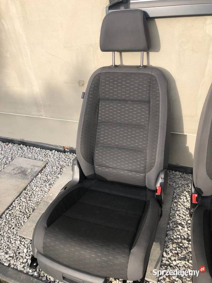Fotele fotel VW Touran osobowe śląskie Sumina sprzedam