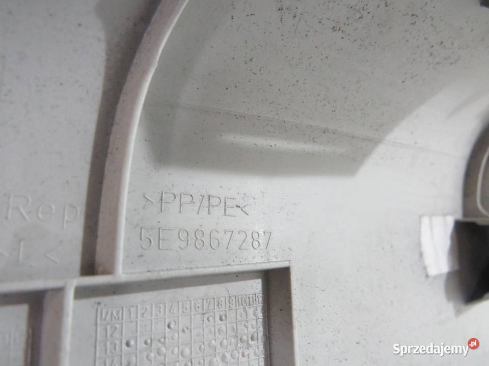 TAPICERKA SŁUPKA LEWA OCTAVIA III 3 5E9867287