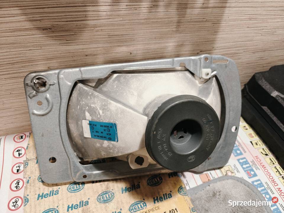 Lampa jetta mk 2 jetta 2 Nowa hella Prawa strona Lampy przednie Międzyrzecz
