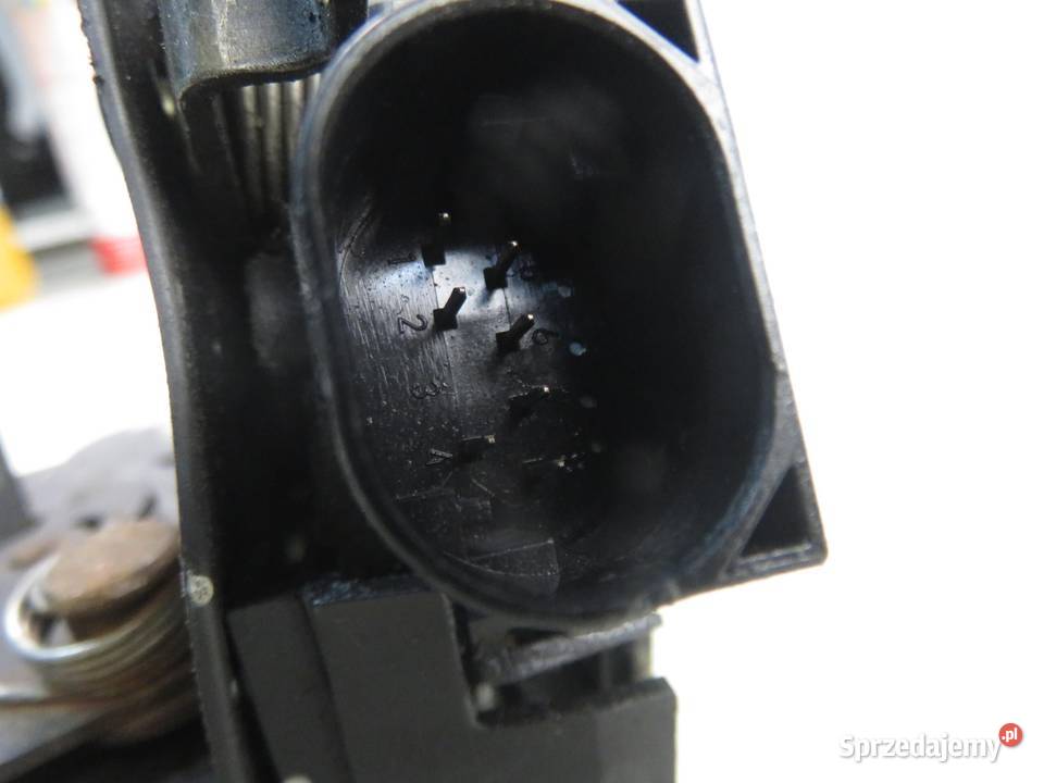 ZAMEK PRAWY PRZEDNI BMW X5 E53