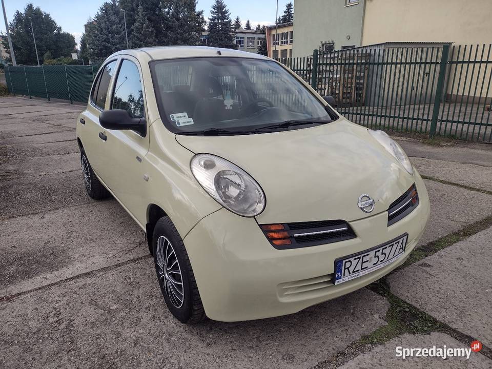 Nissan Micra K12 12 Benzyna 2004 wspomaganie kierownicy Jasło sprzedam