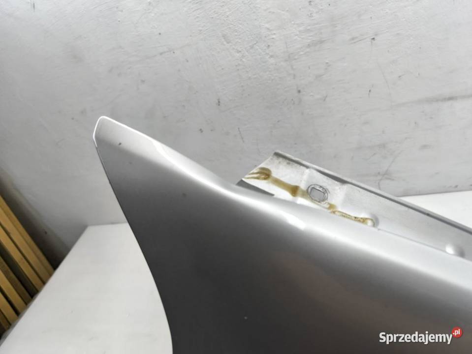 BŁOTNIK PRAWY PRZÓD BMW E90 20D TITANSILBER