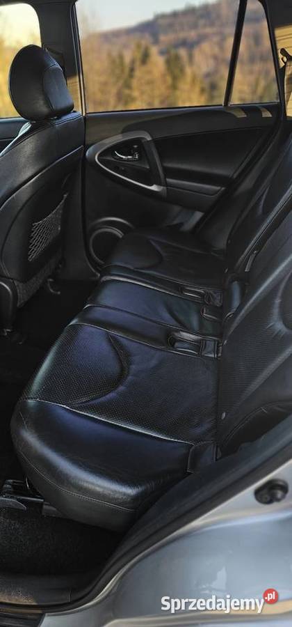 Toyota RAV4 III gen 4x4 276500km Krosno