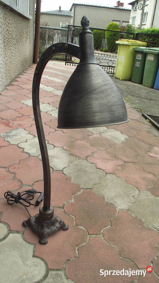 Sprzedam dwie stylowe metalowe lampy stojące Wieruszów