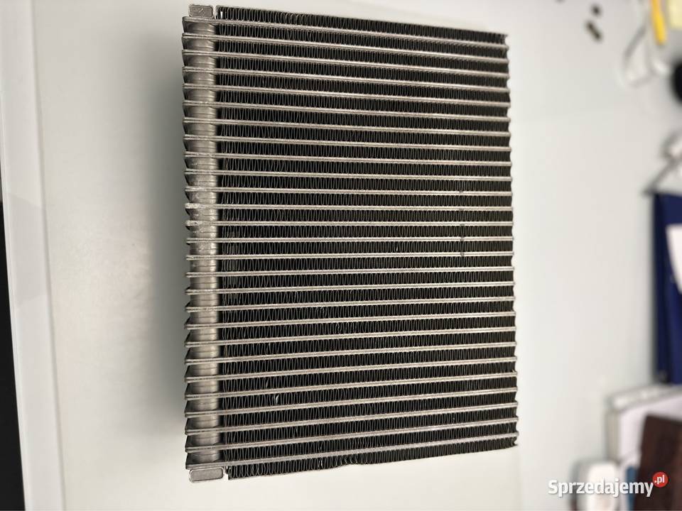Parownik kllimatyzacji VOLVO V70 R OEM BEHR mazowieckie sprzedam
