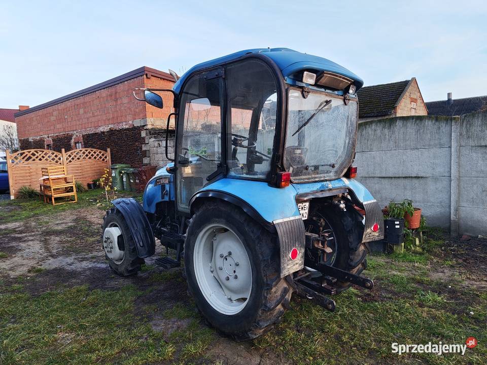 Ciągnik rolniczy Żubroń 2048A Dzietrzkowice