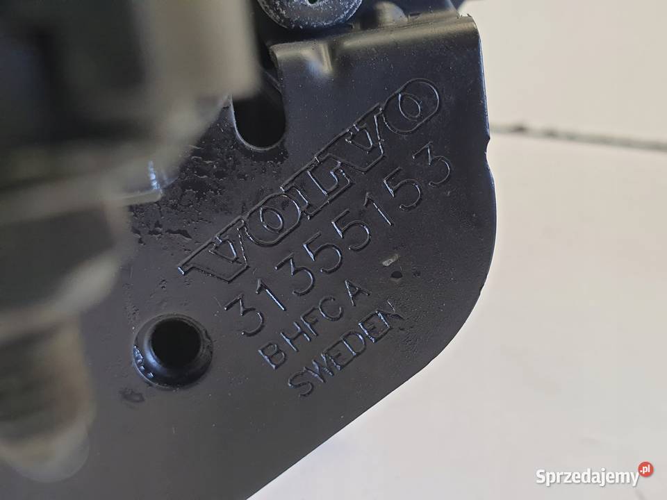 Volvo V60 20 T KOLEKTOR SSĄCY 31431777 osobowe Janów sprzedam