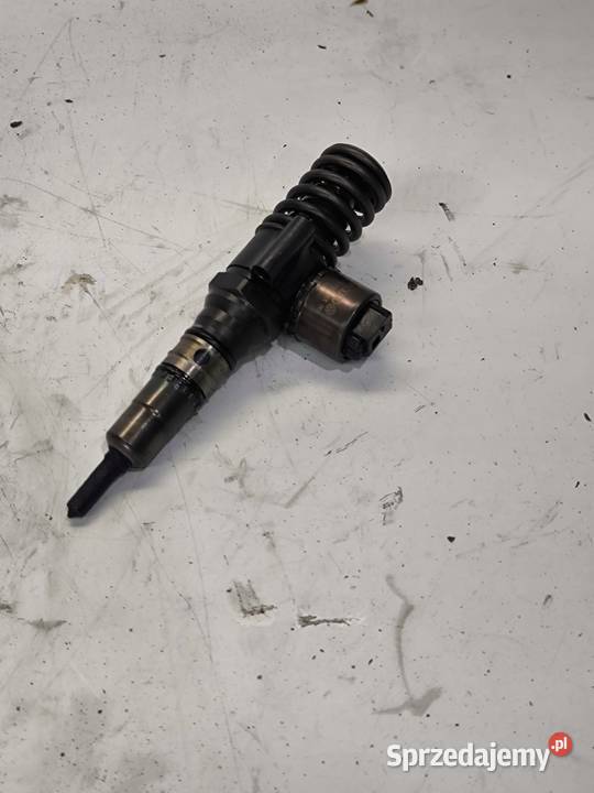 POMPOWTRYSKIWACZ AUDI SEAT VW 19 TDI 03G130073B Przystajń sprzedam
