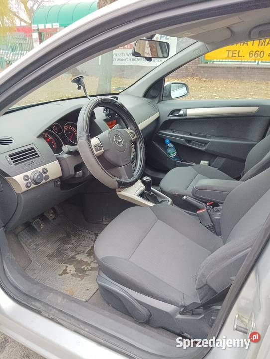 Opel Astra H kombi benzyna LPG nowy zbiornik sprzedam