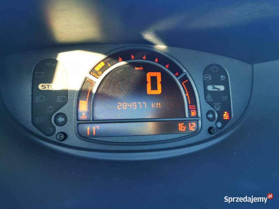 16 i 16V 88 Manual Klimatyzacja Rok produkcji 2005 Modus Warszawa sprzedam