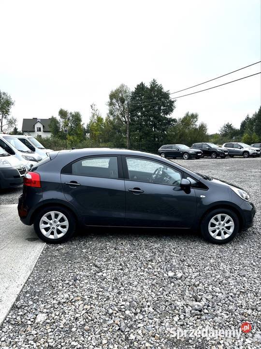 Kia Rio Benzyna 2013r lubelskie Tomaszów Lubelski