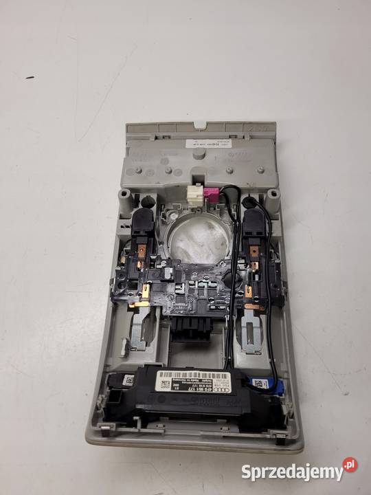 LAMPKA OŚWIETLENIE KABINY AUDI A6 C6 4F0947135BQ Przystajń