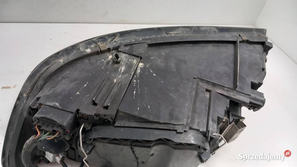 VOLVO S40 V50 II LAMPA PRZÓD PRAWA EU SOCZEWKA osobowe Lampy przednie