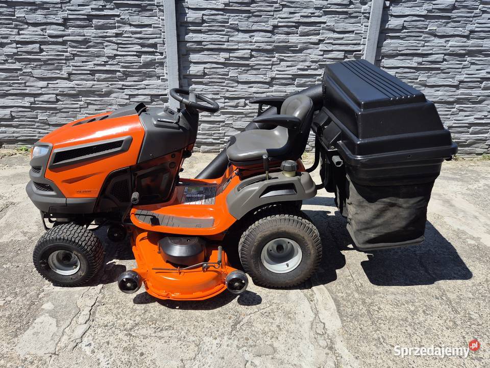 Traktorek ogrodowy kosiarka Husqvarna YTA 24V48