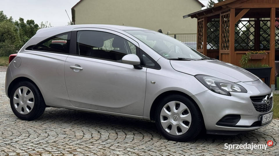 Opel Corsa 12 Benzyna 70 Zarejestrowany NOWY Strzegom