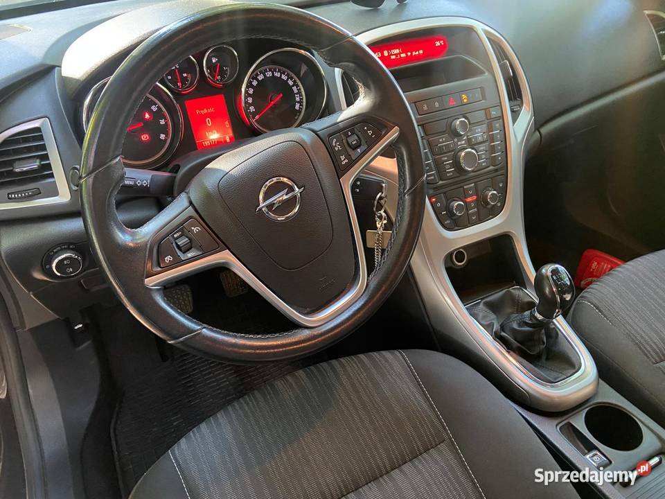 Opel Astra J 14 benzyna Prywatnie lubelskie
