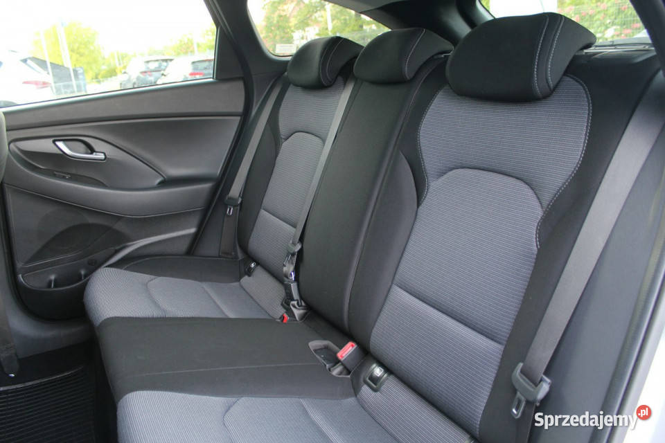 Hyundai i30 15DPI 110 Wagon Classic Plus ALU łódzkie Piotrków Trybunalski
