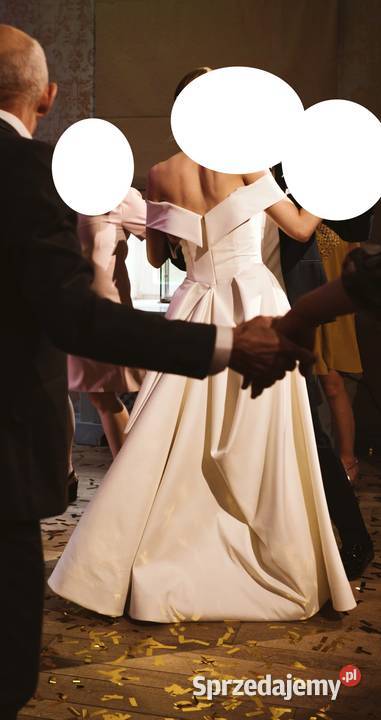 Klasyczna Suknia ślubna S z podpinanym trenem Rozmiar 36(S) Rzeszów