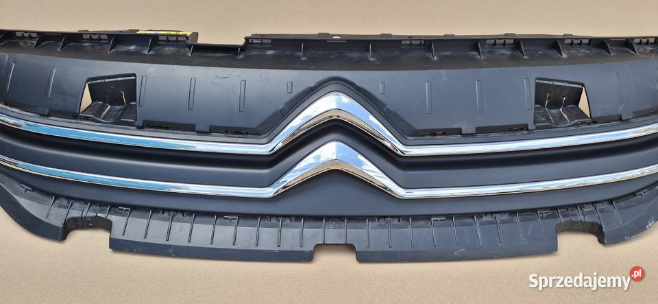CITROEN BERLINGO IV 18 GRILL ATRAPA EMBLEMAT
