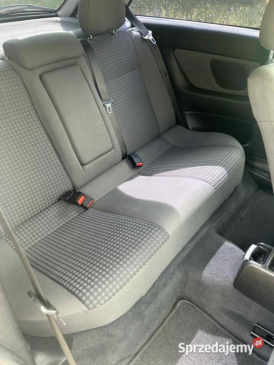 Opel Astra II G 2003 r 16 Benzyna Klima 200 sprzedam