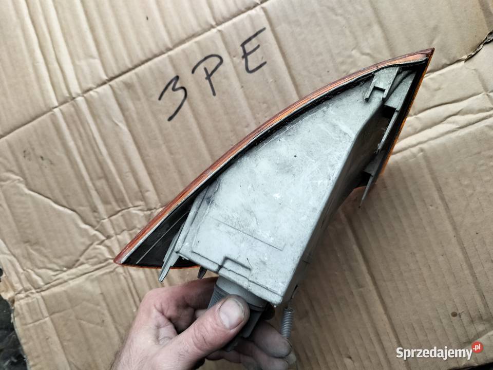 KIERUNKOWSKAZ PRAWY FIAT PUNTO 1 PUNTO Kamień-Kolonia sprzedam
