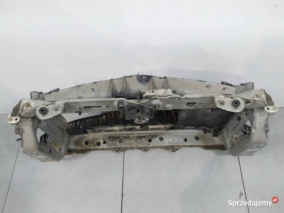 PAS PRZEDNI Toyota Yaris II 20052011