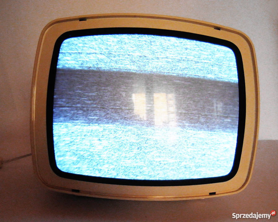 Turystyczny telewizor Unitra Vela T205 PRL