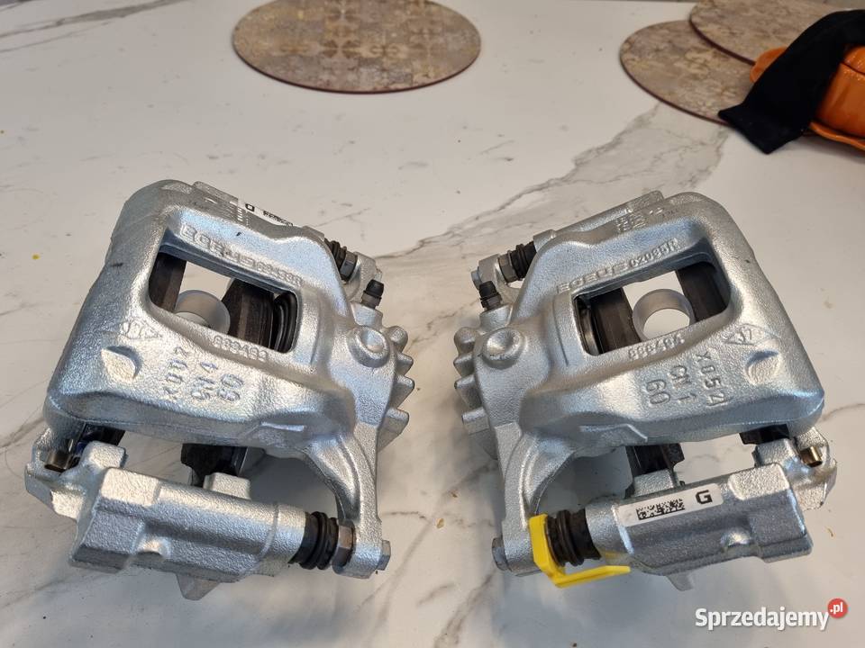 ZACISK HAMULCOWY LEWY kompletny 638494 02065R Poznań