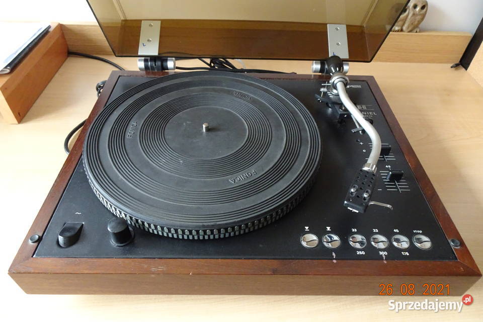 Gramofon Daniel koneserow sprzedam