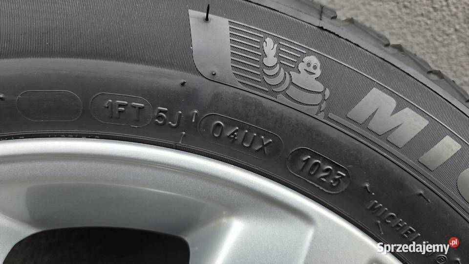 Opony wielosezonowe Michelin CrossClimate 2 60