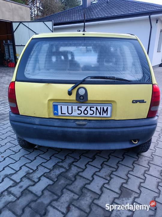 Opel Corsa B 12 Krasienin-Kolonia