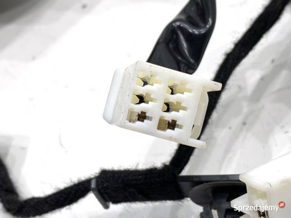 WIĄZKA DRZWI TYŁ PRAWY MAZDA 2 DL DB5J67210A 15 osobowe