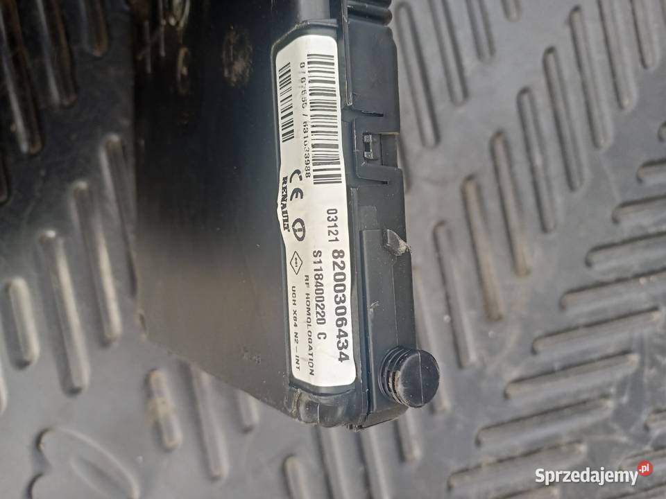 UCH renault Megane 2 II 8200306434 Szczecin