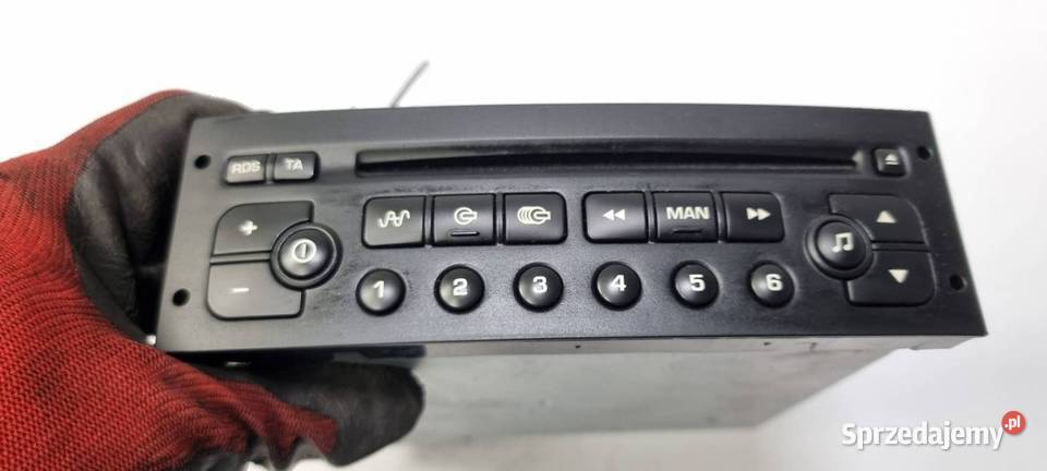 RADIO PEUGEOT 1007 96545978XT01 Lipno